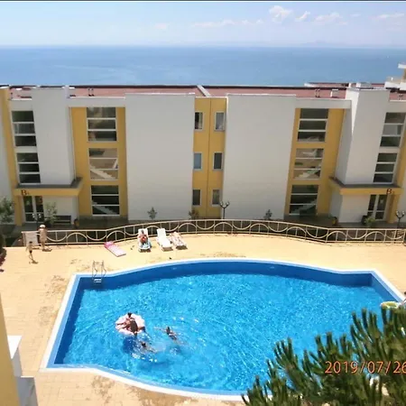 Beautiful 2-Bed Apartment In Sveti Vlas Lejlighed Sveti Vlas